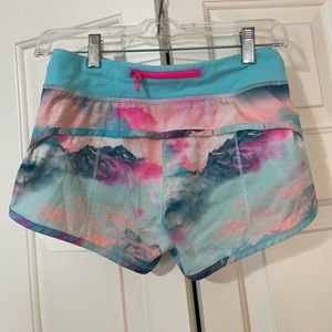 RARE Luluemon Ivviva Girls Size 10 | Blue and Pink Pattern